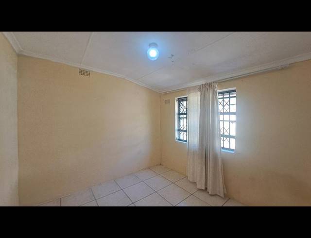 2 BEDROOM PROPERTY TO RENT IN UMLAZI N